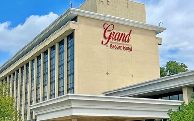 Grand Resort Hotel - Mt Laurel - Philadelphia