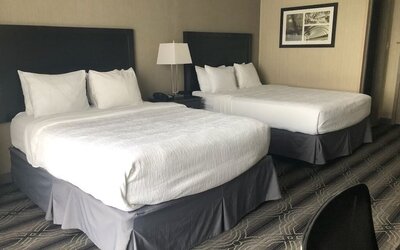 Grand Resort Hotel - Mt Laurel - Philadelphia
