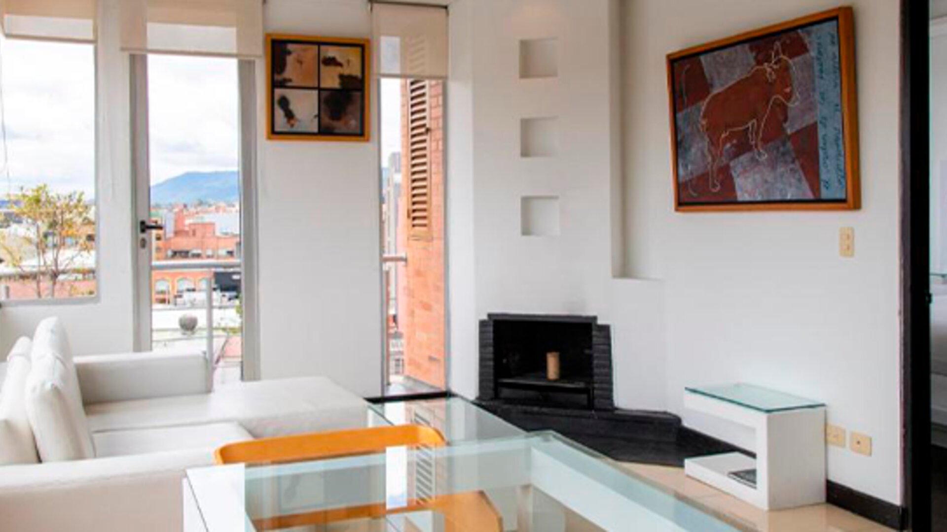 Hotel 104 Art Suites