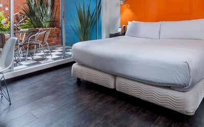 Hotel 104 Art Suites