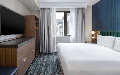 DoubleTree Suites by Hilton Hotel Mt. Laurel