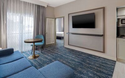 DoubleTree Suites by Hilton Hotel Mt. Laurel