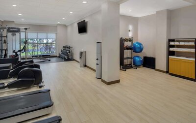 DoubleTree Suites by Hilton Hotel Mt. Laurel