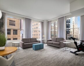EVEN Hotel Pittsburgh Downtown by IHG
