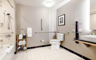 Cambria Hotel Pittsburgh - Downtown
