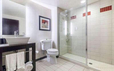 Cambria Hotel Pittsburgh - Downtown