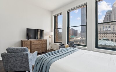 Placemakr Downtown Pittsburgh at The Pennsylvanian