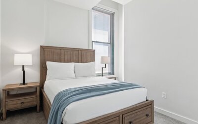Placemakr Downtown Pittsburgh at The Pennsylvanian