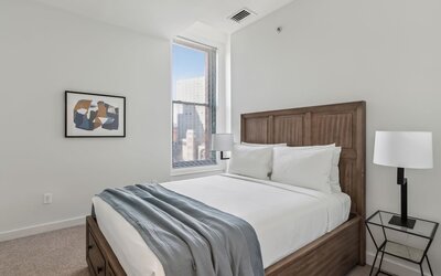Placemakr Downtown Pittsburgh at The Pennsylvanian