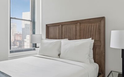 Placemakr Downtown Pittsburgh at The Pennsylvanian