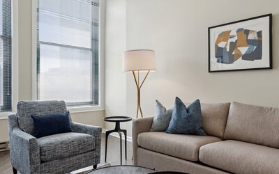 Placemakr Downtown Pittsburgh at The Pennsylvanian