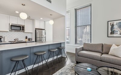 Placemakr Downtown Pittsburgh at The Pennsylvanian