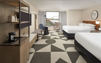 Sheraton Pittsburgh Hotel at Station Square