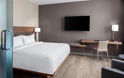 AC Hotel Pittsburgh Downtown