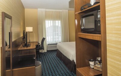 Fairfield Inn & Suites by Marriott Pittsburgh North/McCandless Crossing