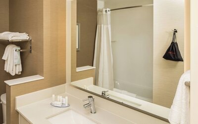 Fairfield Inn & Suites by Marriott Pittsburgh North/McCandless Crossing