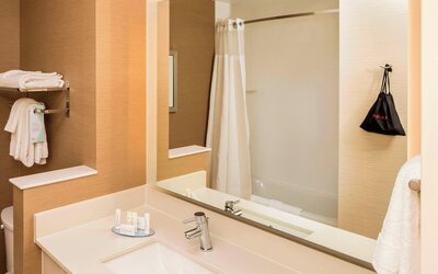Fairfield Inn & Suites by Marriott Pittsburgh North/McCandless Crossing