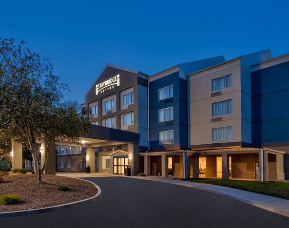 Staybridge Suites Pittsburgh Airport by IHG