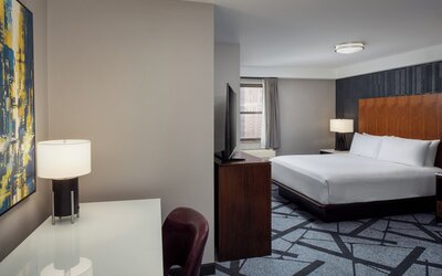 DoubleTree by Hilton Hotel & Suites Pittsburgh Downtown