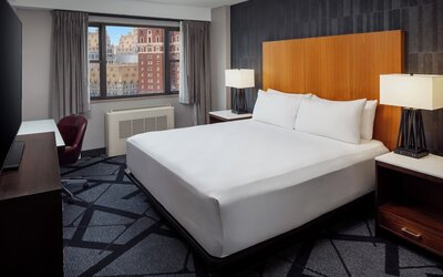 DoubleTree by Hilton Hotel & Suites Pittsburgh Downtown