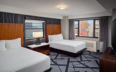 DoubleTree by Hilton Hotel & Suites Pittsburgh Downtown