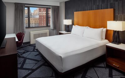 DoubleTree by Hilton Hotel & Suites Pittsburgh Downtown
