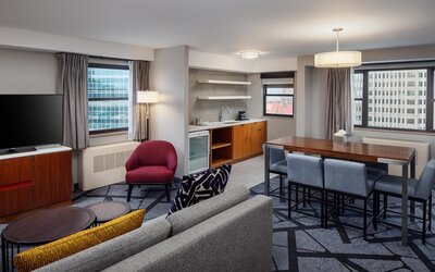 DoubleTree by Hilton Hotel & Suites Pittsburgh Downtown