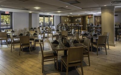 DoubleTree by Hilton Hotel & Suites Pittsburgh Downtown