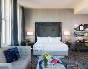 Renaissance Pittsburgh Hotel