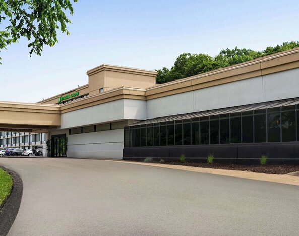 Wyndham Garden Pittsburgh Airport