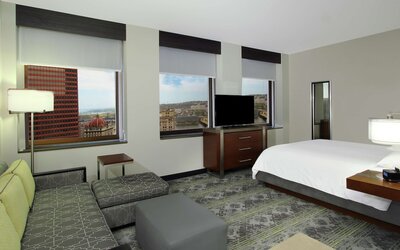 Embassy Suites By Hilton Pittsburgh Downtown