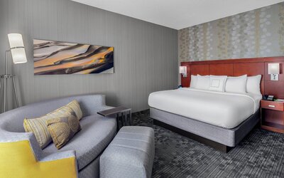Courtyard by Marriott Pittsburgh Airport