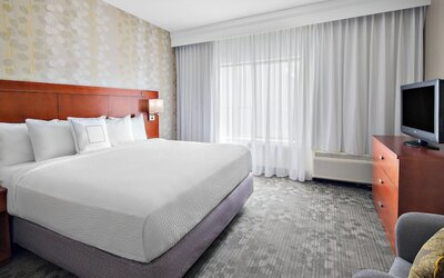 Courtyard by Marriott Pittsburgh Airport