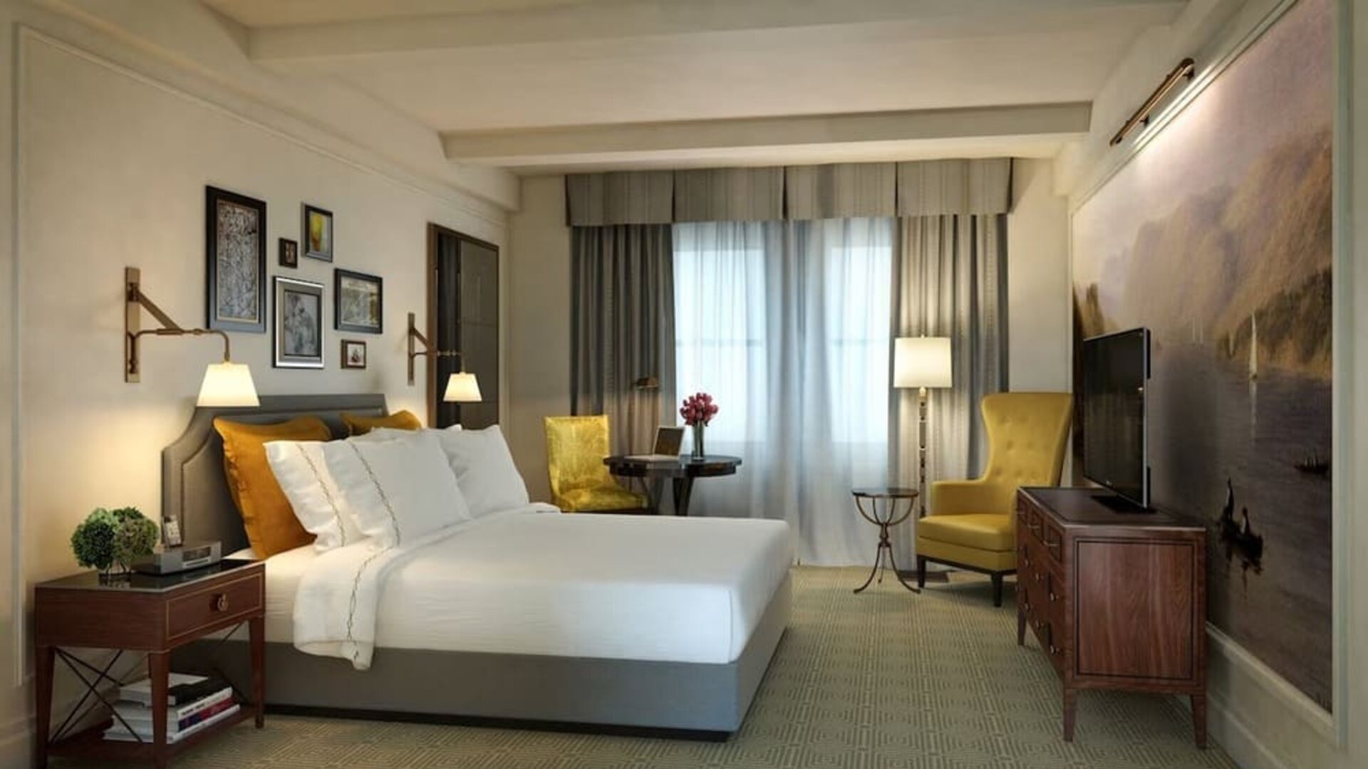 King room with natural light at InterContinental New York Barclay.
