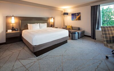 DoubleTree by Hilton Pittsburgh Airport