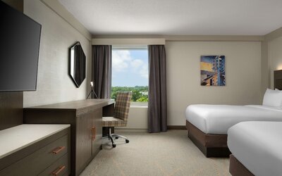 DoubleTree by Hilton Pittsburgh Airport
