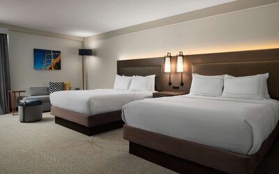 DoubleTree by Hilton Pittsburgh Airport
