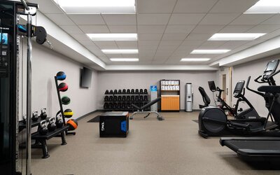 DoubleTree by Hilton Pittsburgh Airport