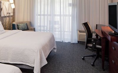Courtyard by Marriott Pittsburgh West Homestead/Waterfront