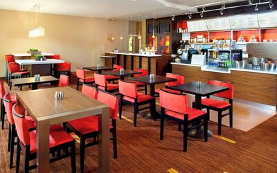 Courtyard by Marriott Pittsburgh West Homestead/Waterfront