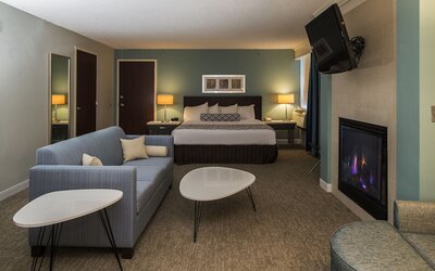 Crowne Plaza Suites Pittsburgh South by IHG