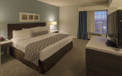 Crowne Plaza Suites Pittsburgh South by IHG
