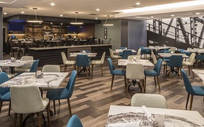 Crowne Plaza Suites Pittsburgh South by IHG