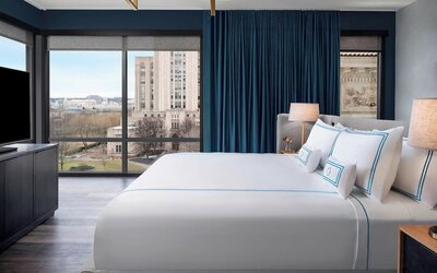 The Oaklander Hotel, Autograph Collection