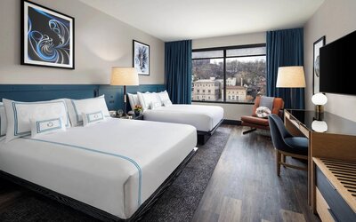 The Oaklander Hotel, Autograph Collection