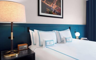 The Oaklander Hotel, Autograph Collection