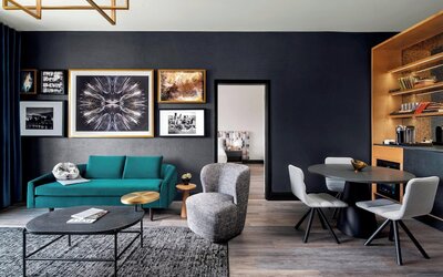 The Oaklander Hotel, Autograph Collection