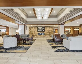 DoubleTree by Hilton Pittsburgh - Green Tree