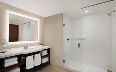 Marriott Dallas Allen Hotel & Convention Center