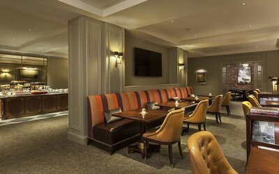 Dining room at InterContinental New York Barclay.